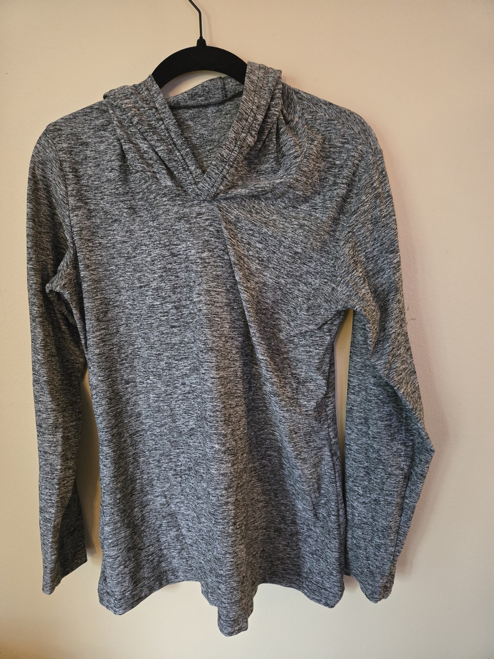 Gray Hooded Long-Sleeve Women's Sweater